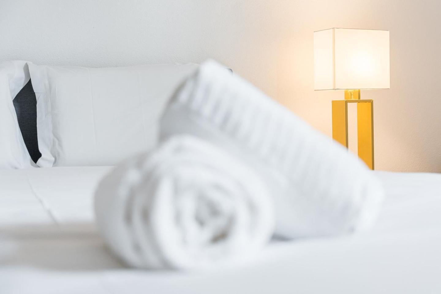Guestready - Modern Duplex, Neo-Classical Building ปอร์โต ภายนอก รูปภาพ
