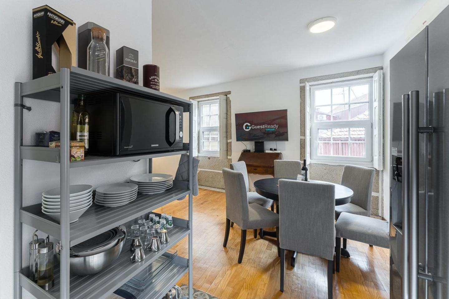 Guestready - Modern Duplex, Neo-Classical Building ปอร์โต ภายนอก รูปภาพ